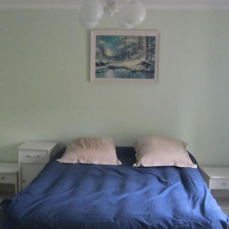 Spacious Holiday Home In Stara Kamienica With Pond ภายนอก รูปภาพ